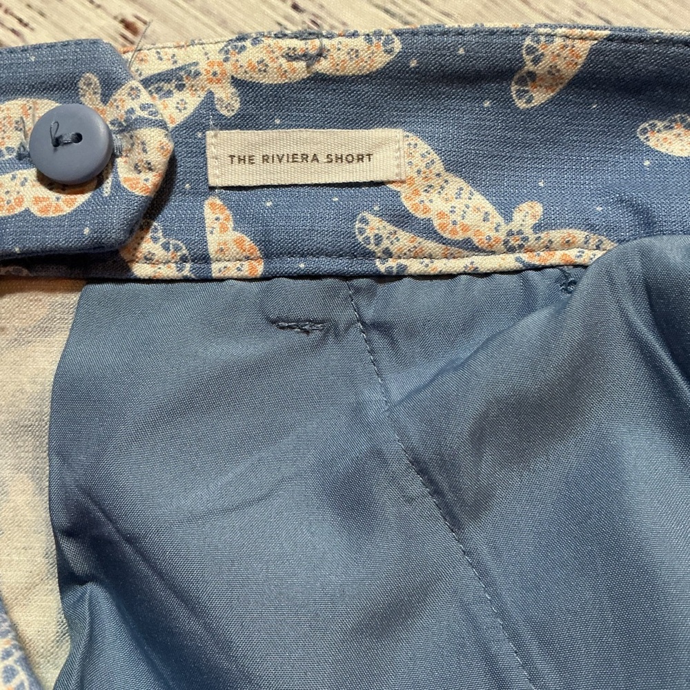 LOFT Riviera Short blue with butterfly pattern. Size 4 - Picture 8 of 11